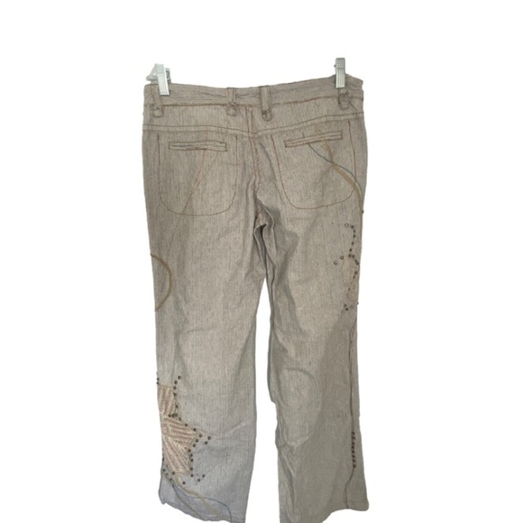 Aziza Pants Cream Ground Embroidered Detailed Design Women’s Size 6 - Picture 2 of 13